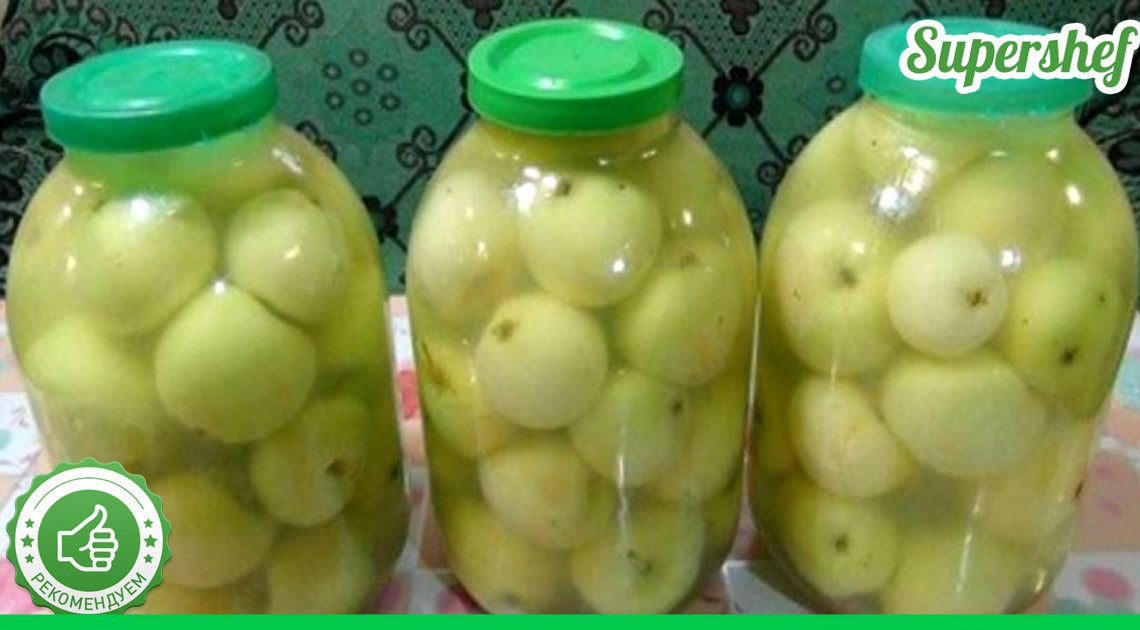 Полезные моченые яблоки на смородиновых листочках (Бабушкин рецепт)