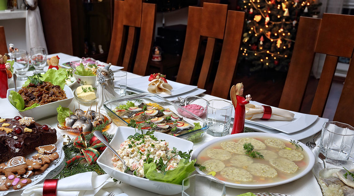 Этот салат в СССР ставили на каждый новогодний стол в семье: это не оливье и селедка под шубой – приготовить просто