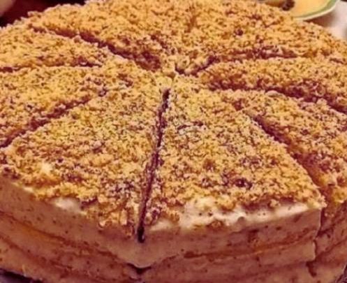Готовим дома сметанник: нежный десерт, который понравится всем