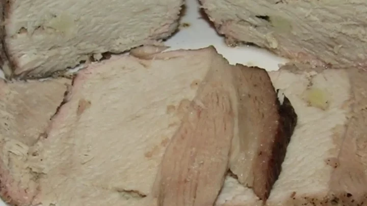Запекаем буженину в духовке: нежное, сочное мясо без хлопот