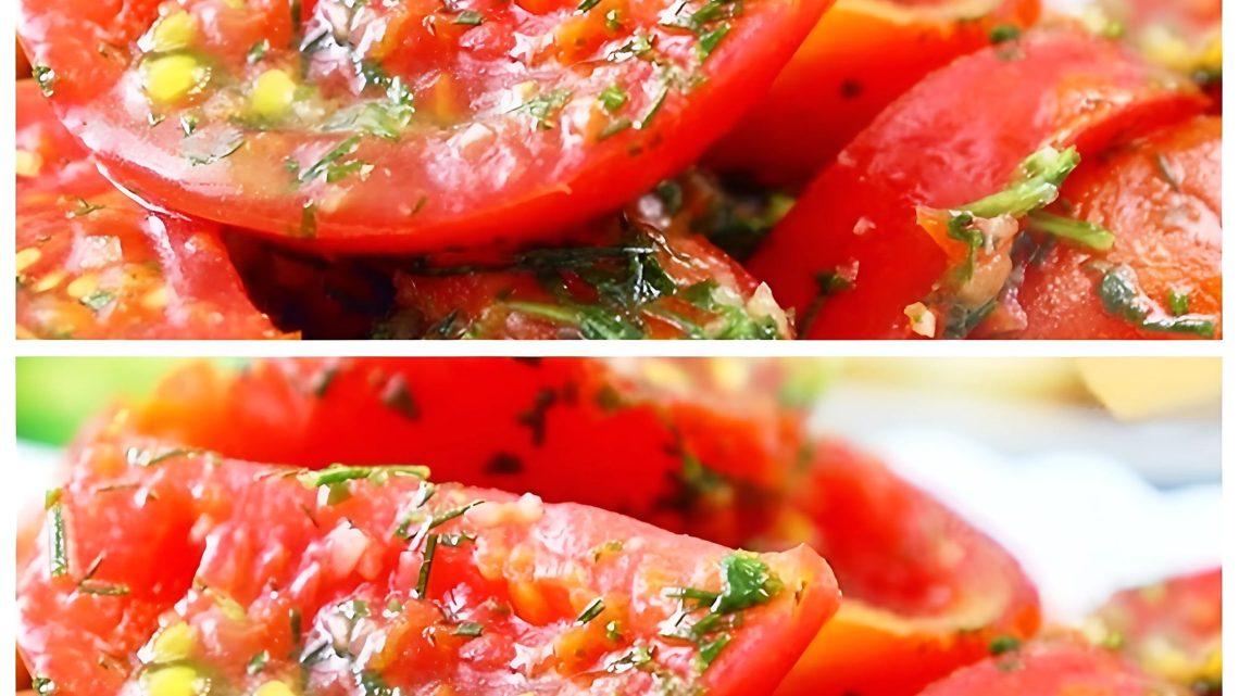 Быстрый способ подготовить закуску к мясу: пикантные маринованные помидоры полюбят все