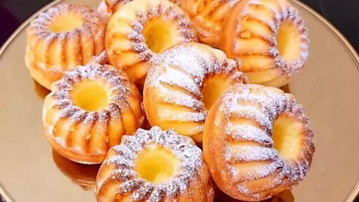 Сырники в кексовой форме: привычный завтрак в диетическом исполнении