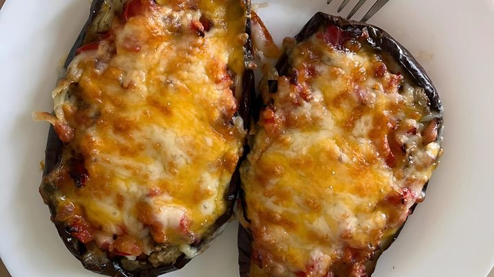 Лодочки из баклажанов: просто, вкусно и с настроением