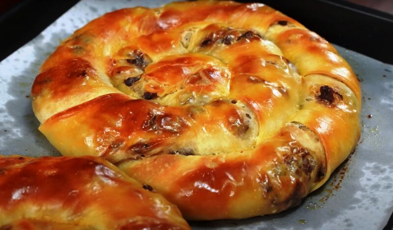 Пятиминутная альтернатива пирожкам – «улитки»