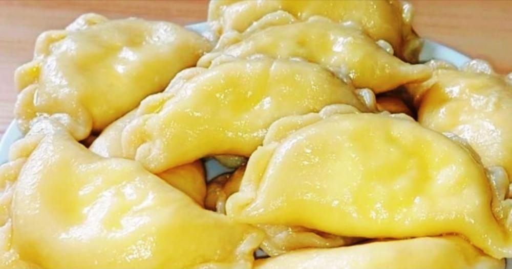 Вареники с необычной начинкой: зря многие не пробуют — получаются отменными