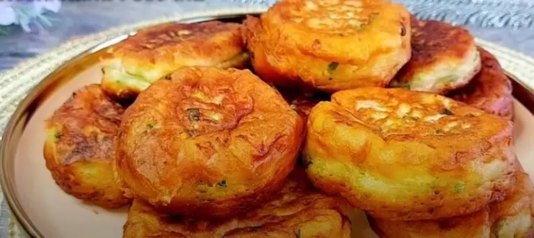 Быстрые оладьи на кефире – готовятся за 5 минут и без длительной замеса