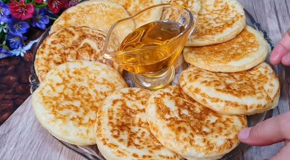 Рецепт вкусных воздушных лепешек на завтрак