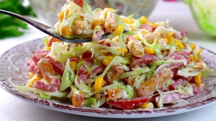 Простой и очень вкусный салат, который можно готовить хоть каждый день